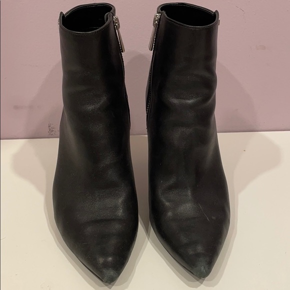 Black boots - Picture 1 of 4